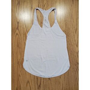 lululemon Womens 2 105F Singlet Scalloped Edges Pale Pink VGUC Athleisure